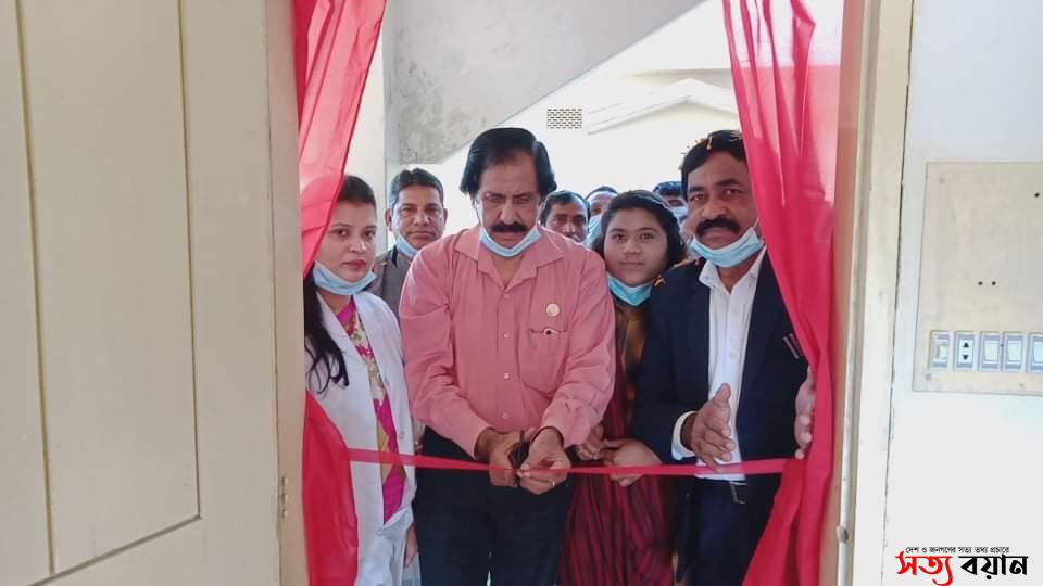 শেরপুরের কামারিয়া ইউনিয়নে বঙ্গবন্ধু ও মুক্তিযুদ্ধ কর্ণার উদ্ধোধন করেছেন হুইপ আতিক