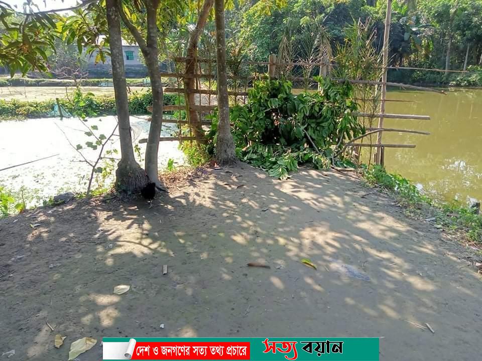 নির্বাচনের জেরে চলাচলের রাস্তায় বাঁধা, ৬ শত লোকের ভোগান্তি-সত্যবয়ান