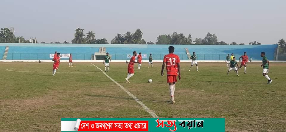 বঙ্গবন্ধু জাতীয় চ্যাম্পিয়নশীপ ফুটবল খেলায় শেরপুরকে হারিয়ে ফাইনালে টাঙ্গাইল-সত্যবয়ান
