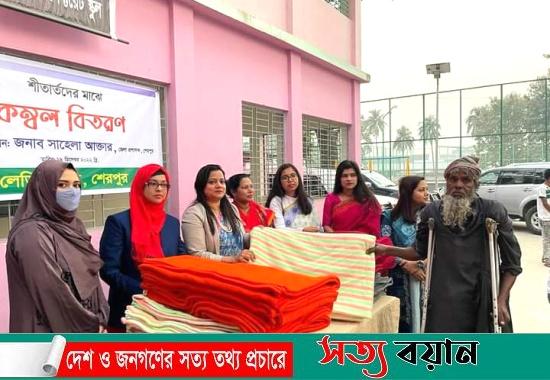 শেরপুরে প্রধানমন্ত্রীর ত্রাণ ভান্ডার থেকে ২৭৪৫০টি ত্রান ও পূর্নবাসন মন্ত্রণালয়ের ১০ লক্ষ টাকার কম্বল বিতরণ:সত্যবয়ান
