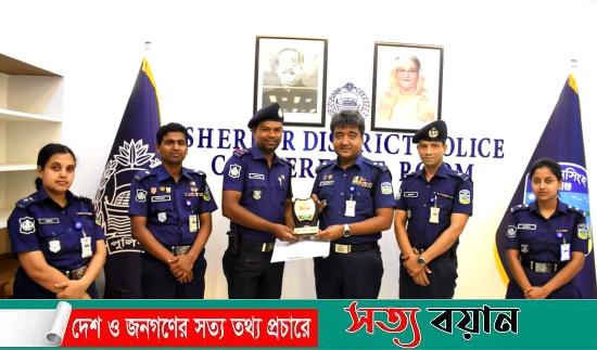 শেরপুরে টানা ষষ্ঠ বারের মত প্রসিকিউশনে শ্রেষ্ঠ হলেন ট্রাফিক সার্জেন্ট রুবেল