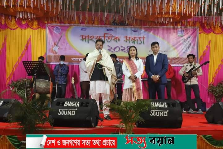 ঝিনাইগাতীতে থানা পুলিশের আয়োজনে সাংস্কৃতিক সন্ধ্যা ও প্রীতিভোজ অনুষ্ঠিত