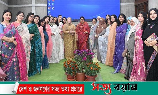 স্পিকার ড. শিরীন শারমিন চৌধুরীর সাথে ঢাকায় কর্মরত ‘বিদেশি মিশন প্রধানগণের স্পাউজদের সৌজন্য সাক্ষাৎ