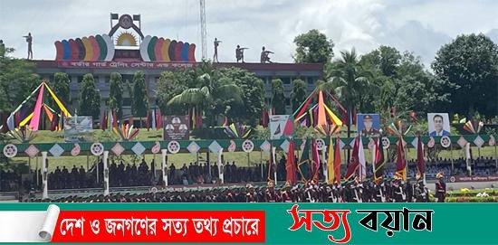 চট্টগ্রামে বিজিবি’র ১০১তম রিক্রুট ব্যাচের প্রশিক্ষণ সমাপনী কুচকাওয়াজ সম্পন্ন