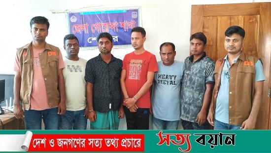 মদ খেয়ে রাস্তায় মাতলামি, যুবলীগ নেতাসহ গ্রেফতার-৫