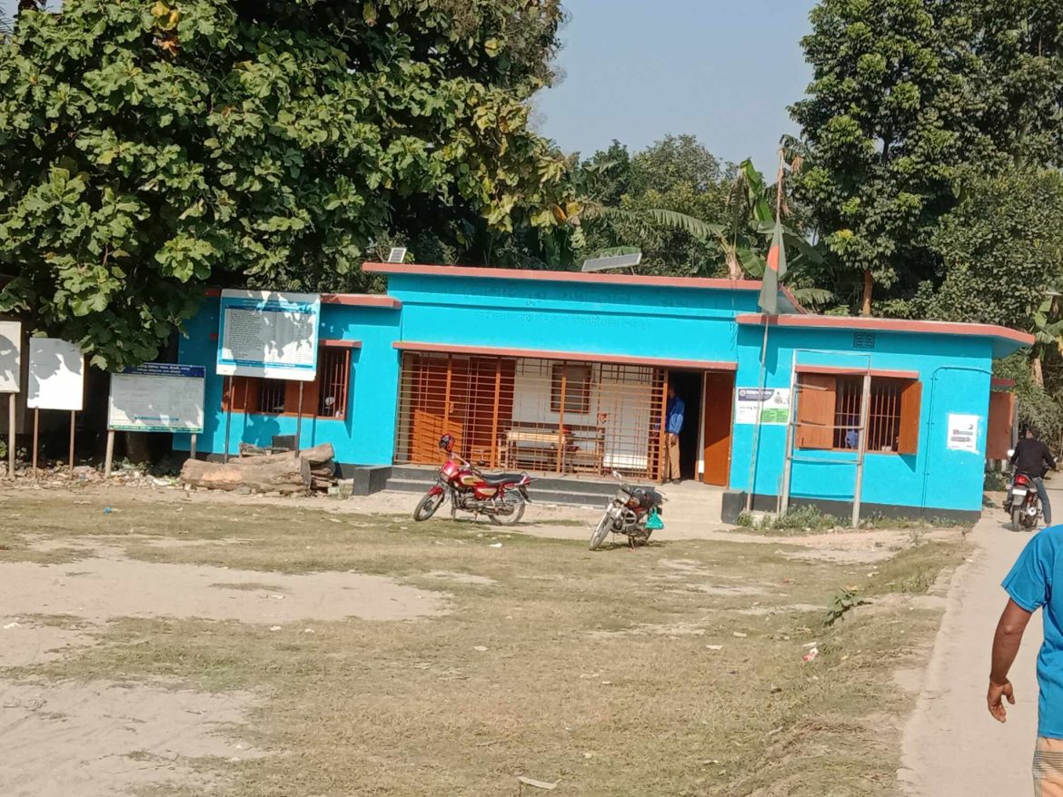 শ্রীবরদীর গোসাইপুর ইউপিতে নাগরিক সেবা পাচ্ছে না ইউনিয়ন বাসী