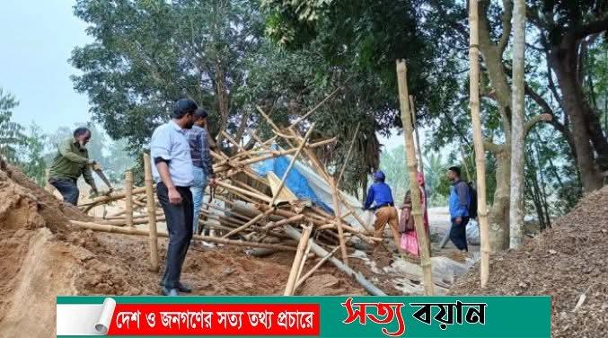 শেরপুরে অবৈধভাবে বালু উত্তোলন: ৪০ মিনি ড্রেজার, অসংখ্য টাওয়ার ও পাইপ ধ্বংস