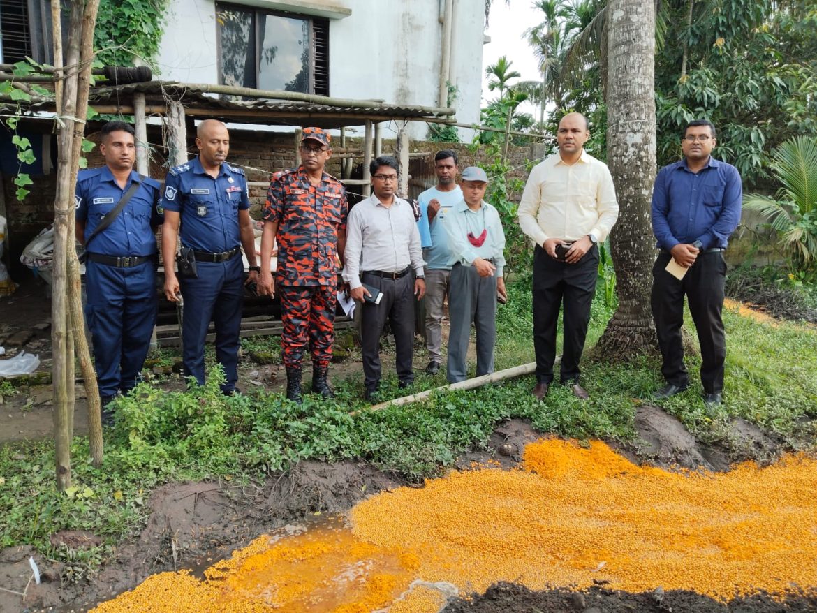শেরপুরে চানাচুর ও সেমাই প্রস্তুতকারী প্রতিষ্ঠানে পরিবেশ অধিদপ্তরের অভিযান