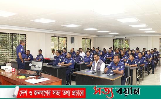 শেরপুরে নির্বাচনী দায়িত্ব সুষ্ঠুভাবে সম্পাদনের লক্ষ্যে পুলিশের দক্ষতা ও সক্ষমতা বৃদ্ধি সংক্রান্ত প্রশিক্ষণ কোর্সের ৩য় ব্যাচের শুভ উদ্বোধন
