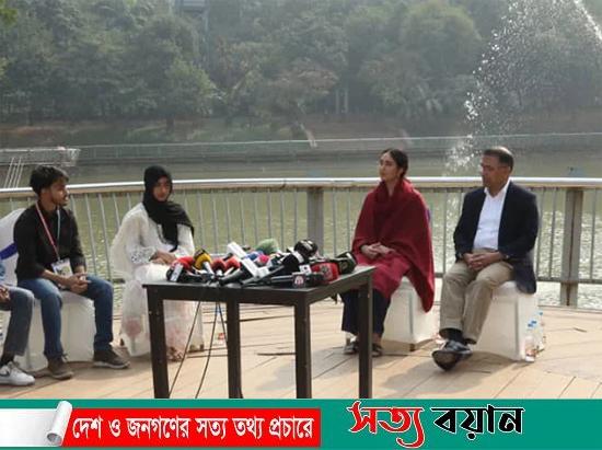 আমরা প্রাইমারি শিক্ষার ওপর জোর দিতে চাচ্ছি: তারেক রহমান