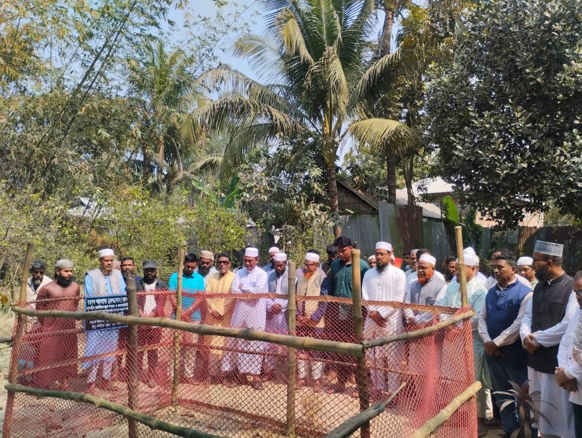 শ্রীবরদীতে প্রয়াত জামায়েত নেতা বাদলের শোকাহত পরিবারের পাশে সাংসদ হাফেজ রাশেদ