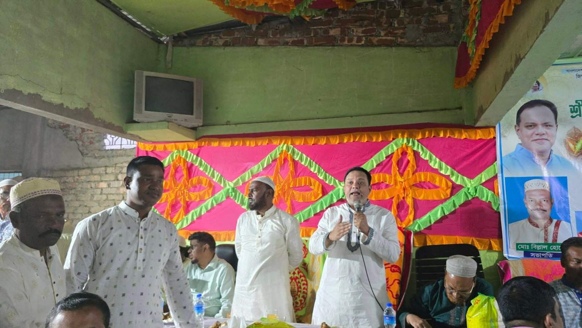 শ্রীবরদী কাঁচা বাজার বহুমুখী ব্যবসায়ী সমিতির ইফতার ও দোয়া মাহফিল অনুষ্ঠিত